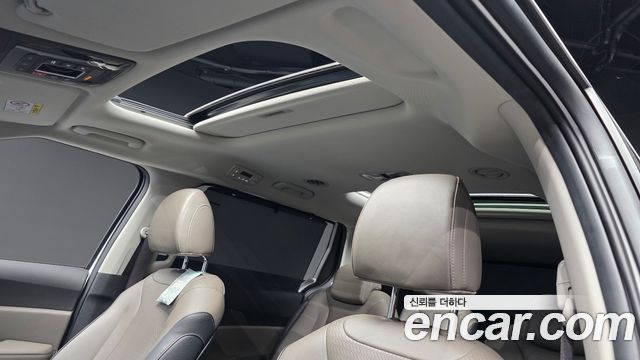 Kia Canival 2025 — photo 19