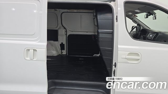 Hyundai Starex 2016 — photo 17