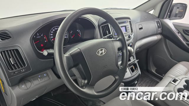 Hyundai Starex 2016 — photo 20