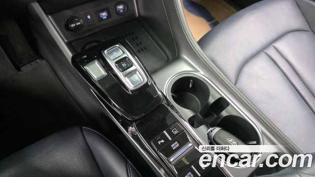 Hyundai Sonata 2023 — photo 12