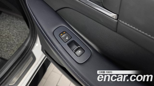 Hyundai Sonata 2023 — photo 24