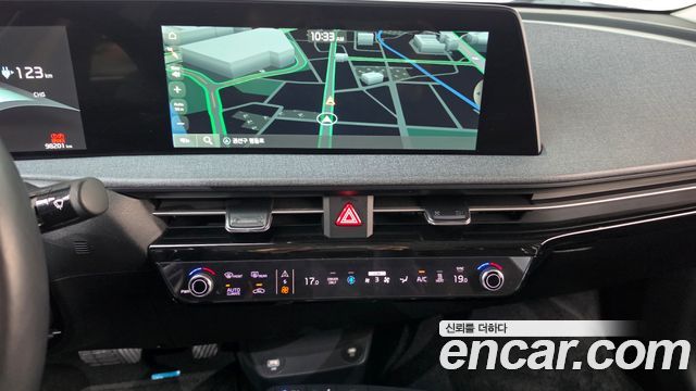 Kia EV6 2022 — photo 19