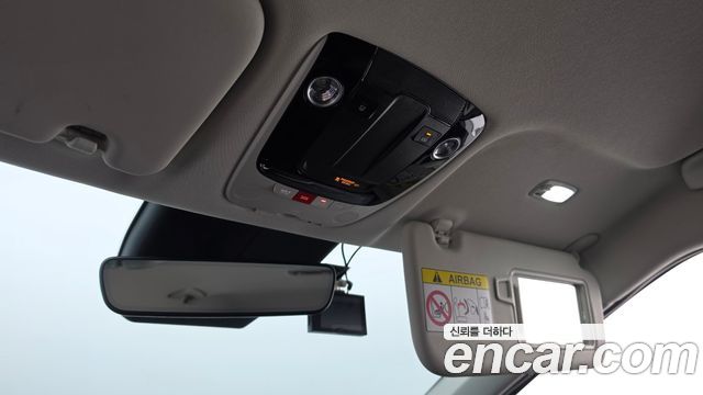Kia EV6 2022 — photo 25