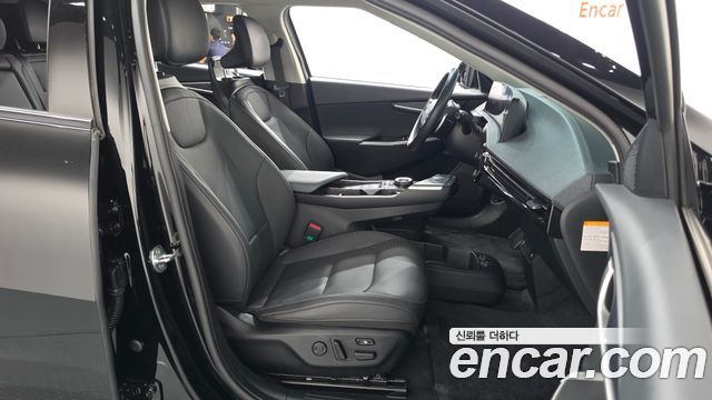 Kia EV6 2022 — photo 16