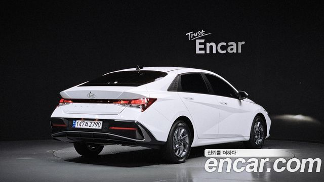 Hyundai AVANTE 2026 — photo 2