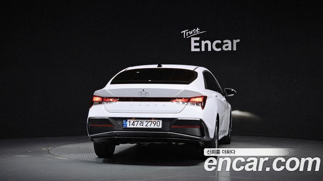 Hyundai AVANTE 2026 — photo 4