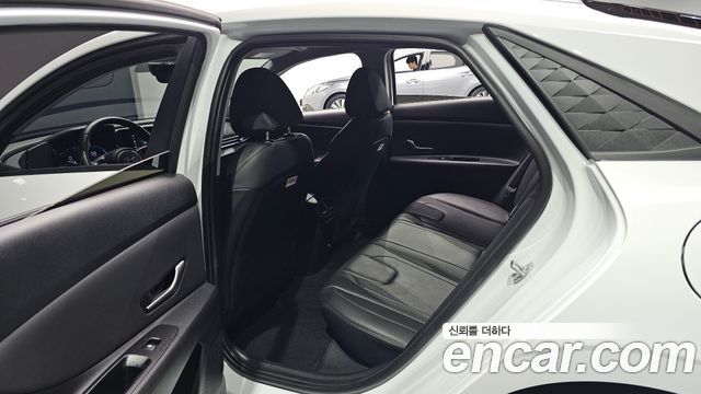 Hyundai AVANTE 2026 — photo 17