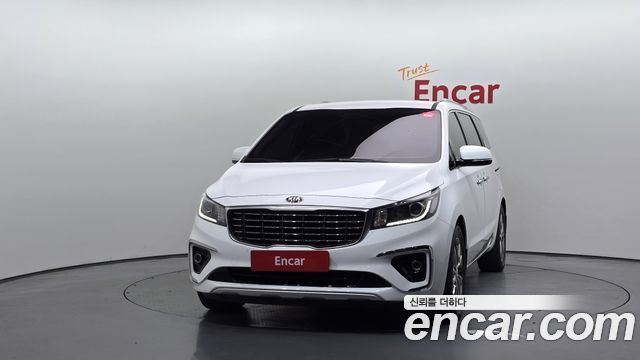 Kia Canival 2020 — photo 3