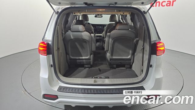 Kia Canival 2020 — photo 24
