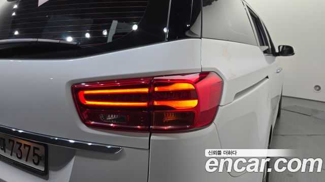 Kia Canival 2020 — photo 9