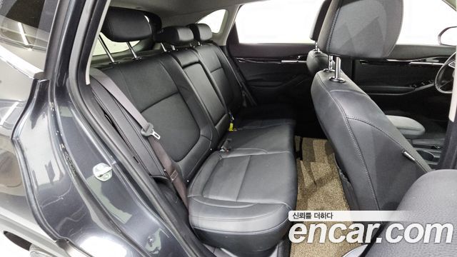 Kia Seltos 2024 — photo 11
