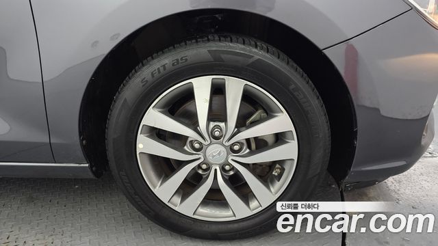 Hyundai i30 2018 — photo 7