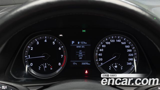 Hyundai Sonata 2020 — photo 11
