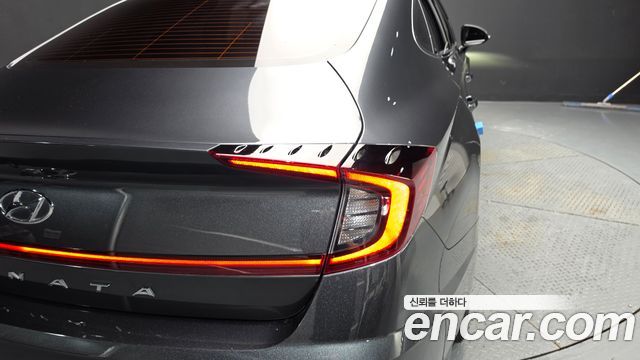Hyundai Sonata 2020 — photo 9