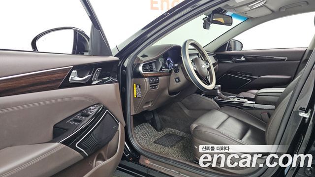 Kia K7 2019 — photo 10