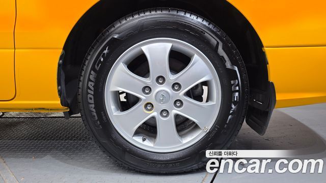 Hyundai Starex 2019 — photo 7