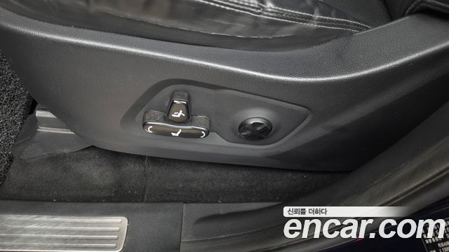 KG Mobility Rexton 2019 — photo 29