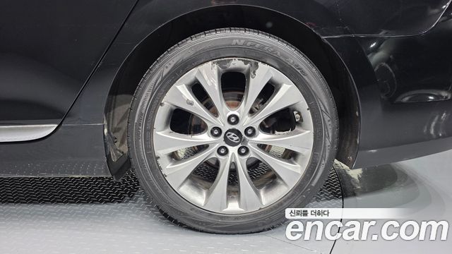 Hyundai Grandeur 2012 — photo 7
