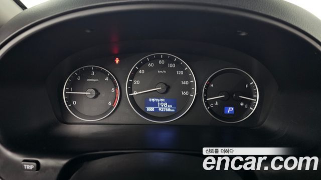 Hyundai Starex 2018 — photo 8