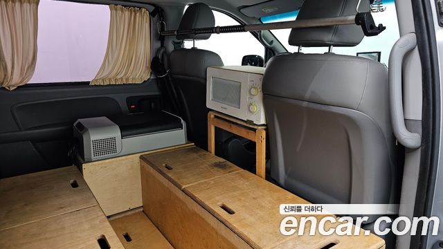 Hyundai Starex 2018 — photo 12