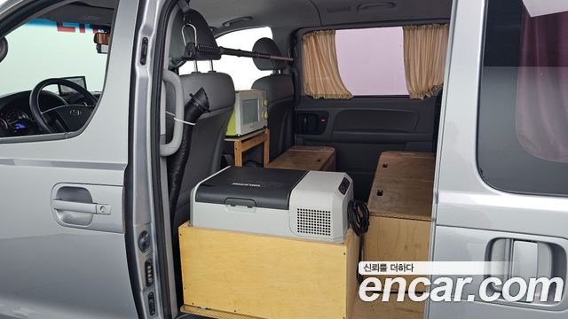 Hyundai Starex 2018 — photo 14
