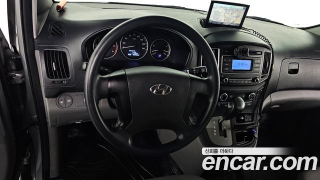 Hyundai Starex 2018 — photo 15