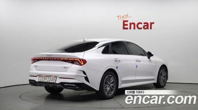 Kia K5 2022 — photo 2