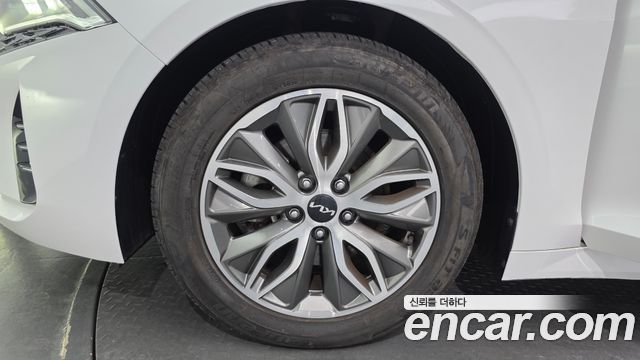 Kia K5 2022 — photo 5