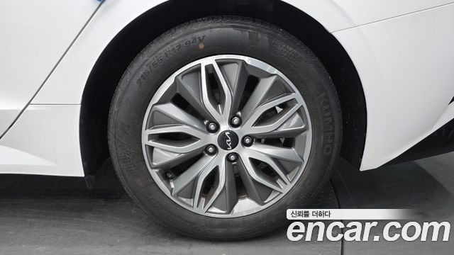 Kia K5 2022 — photo 7