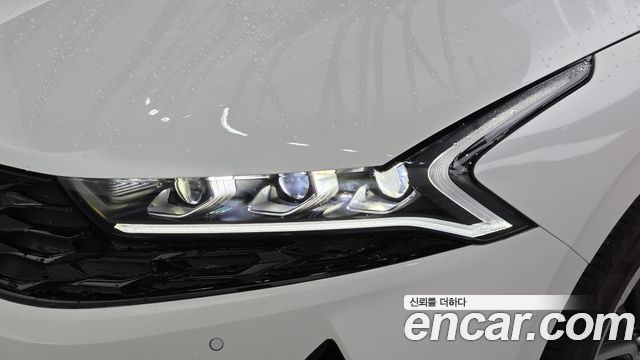 Kia K5 2022 — photo 8