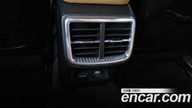 Kia K5 2022 — photo 30
