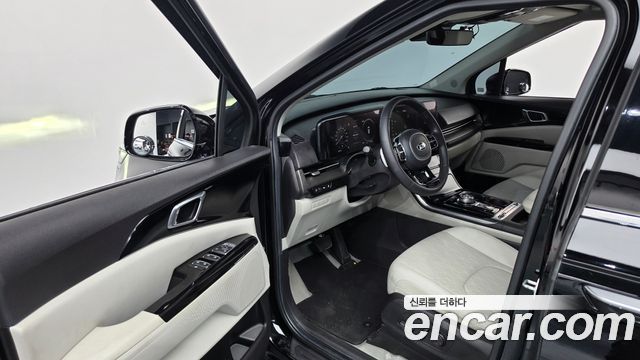 Kia Canival 2021 — photo 10