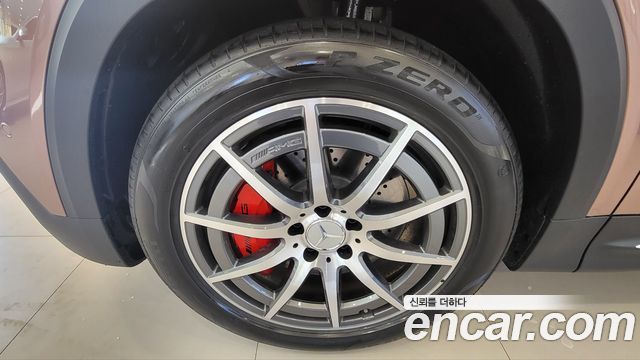 Mercedes-Benz GLB-Class 2022 — photo 5