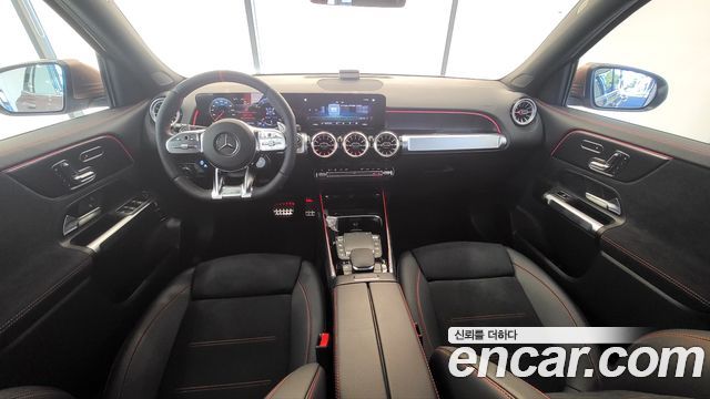 Mercedes-Benz GLB-Class 2022 — photo 7