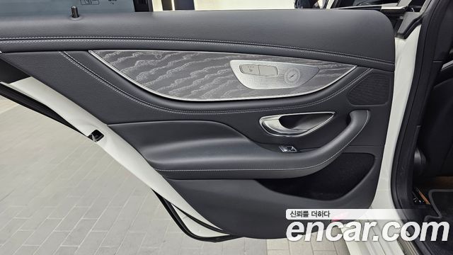 Mercedes-Benz CLS-Class 2021 — photo 15