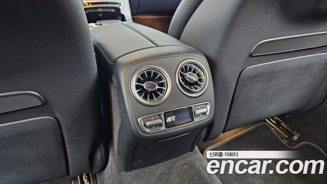 Mercedes-Benz CLS-Class 2021 — photo 31