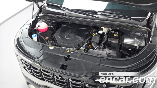 Kia Canival 2025 — photo 6