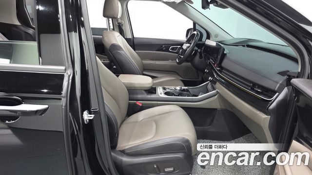 Kia Canival 2025 — photo 11
