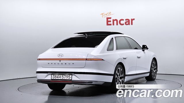 Hyundai Grandeur 2023 — photo 2