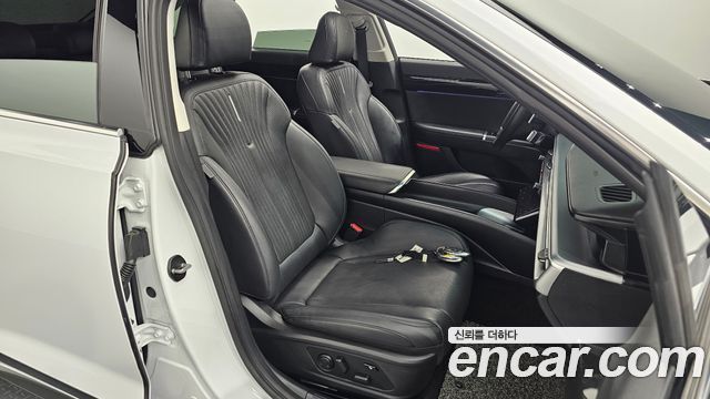 Hyundai Grandeur 2023 — photo 18