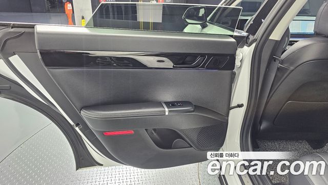 Hyundai Grandeur 2023 — photo 15