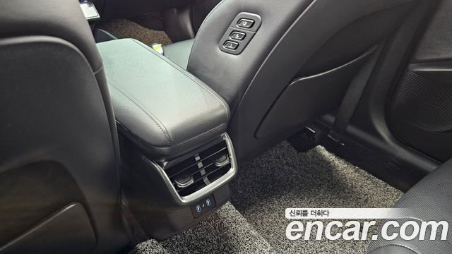 Hyundai Grandeur 2023 — photo 35