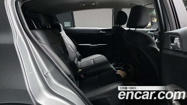 Kia Sportage 2022 — photo 17