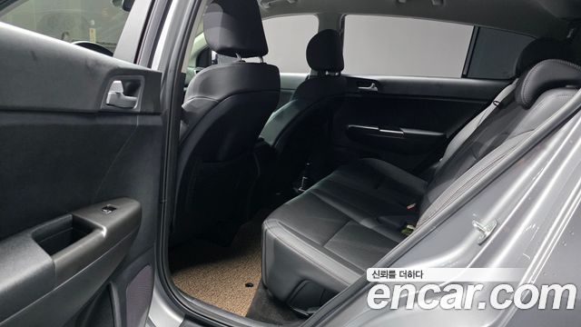 Kia Sportage 2022 — photo 18