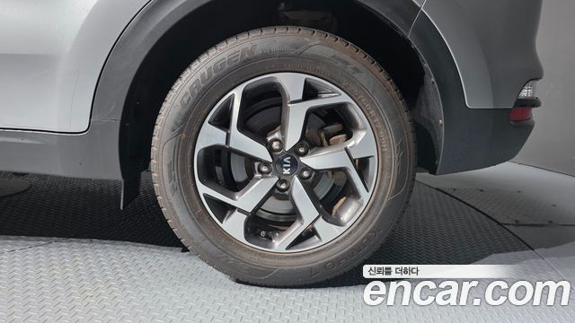 Kia Sportage 2022 — photo 7