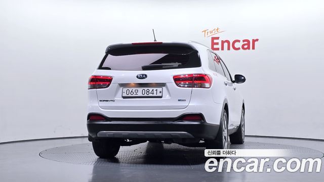 Kia Sorento 2016 — photo 4