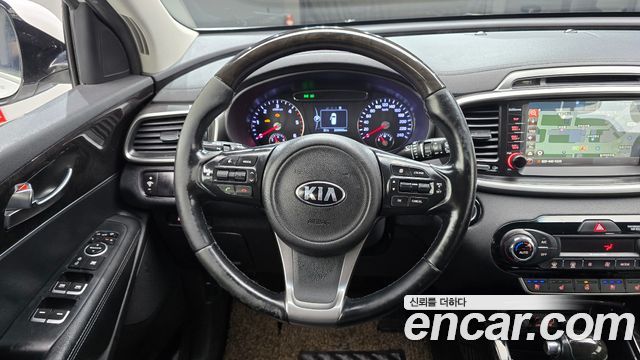 Kia Sorento 2016 — photo 13