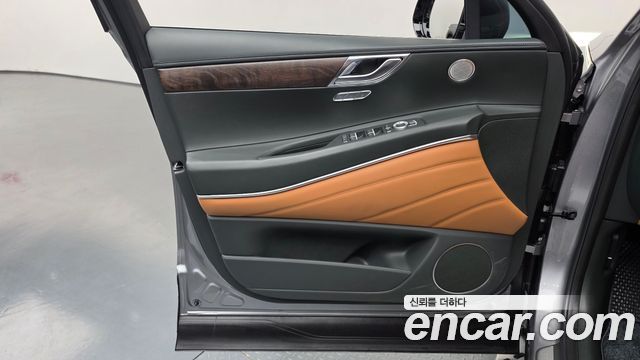 Genesis GV80 2024 — photo 14