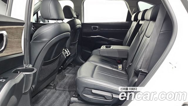 Kia Sorento 2022 — photo 11