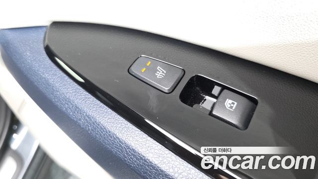 Kia Sportage 2023 — photo 25